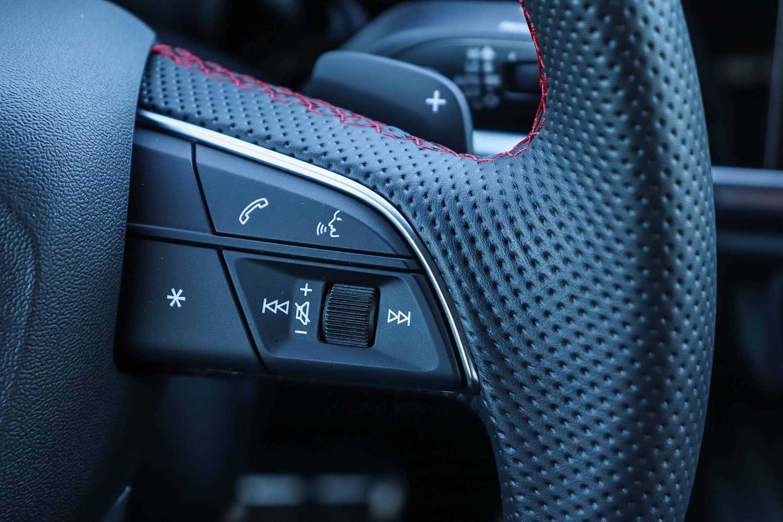 Thumbnail: 2025 Audi Q3 - 20