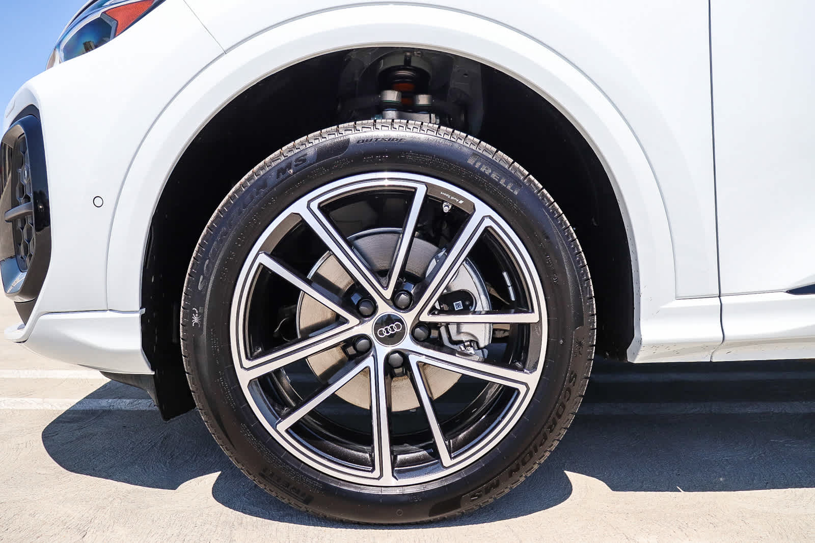 Thumbnail: 2026 Audi Q5 - 14