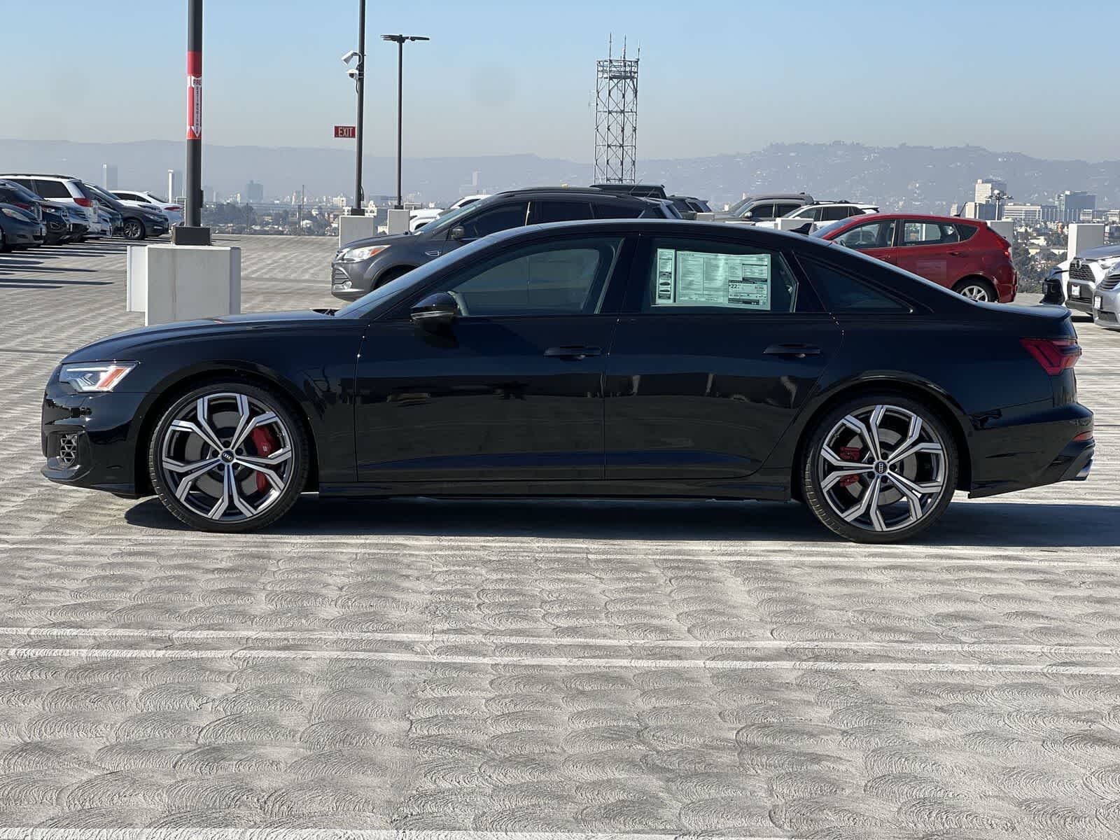 Thumbnail: 2025 Audi S6 - 3