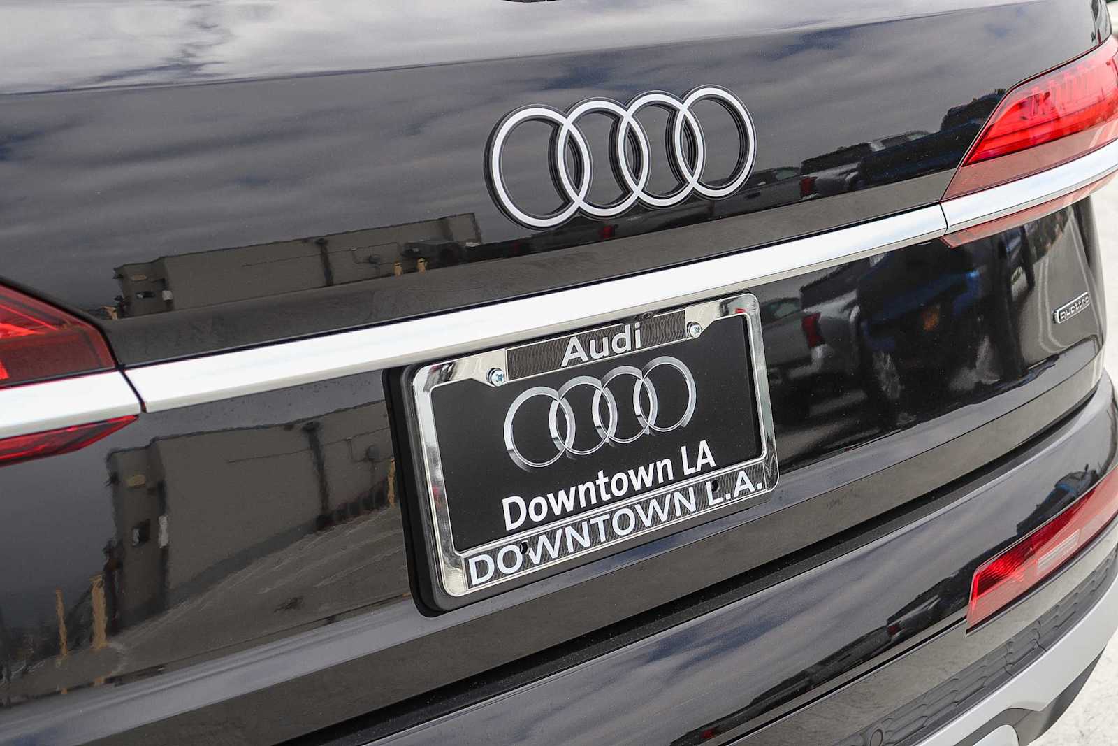 Thumbnail: 2025 Audi Q7 - 8