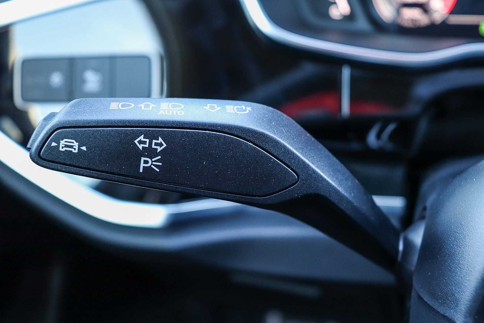 Thumbnail: 2025 Audi Q3 - 31