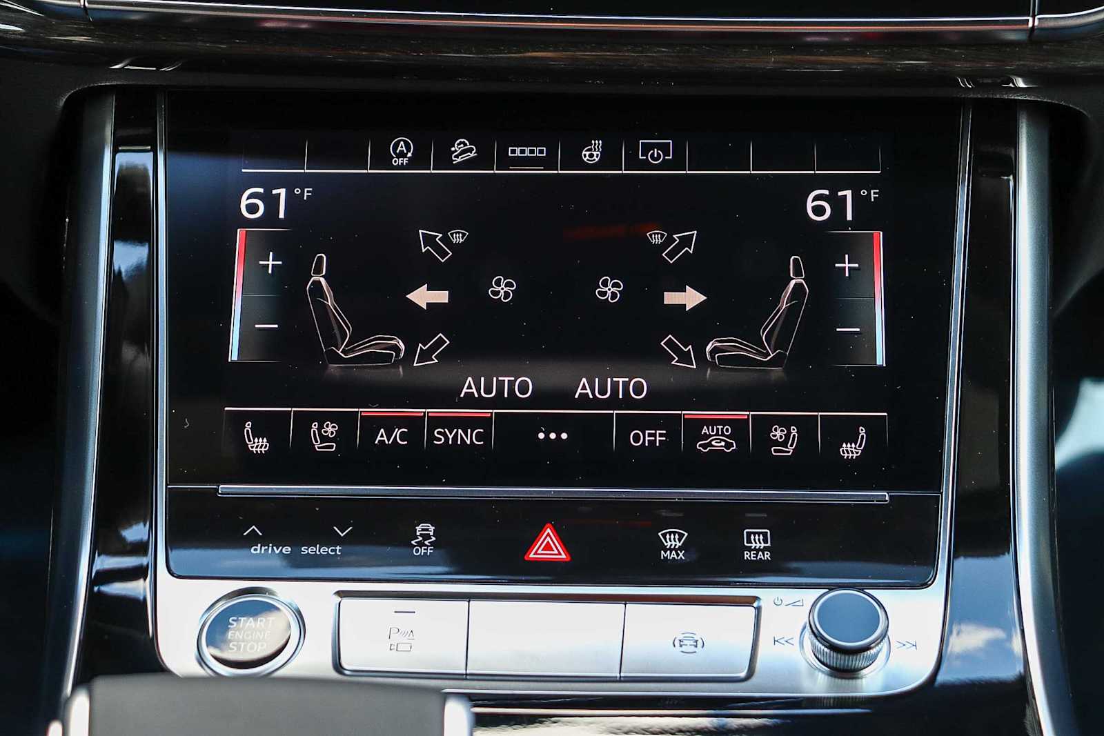 Thumbnail: 2026 Audi Q8 - 18