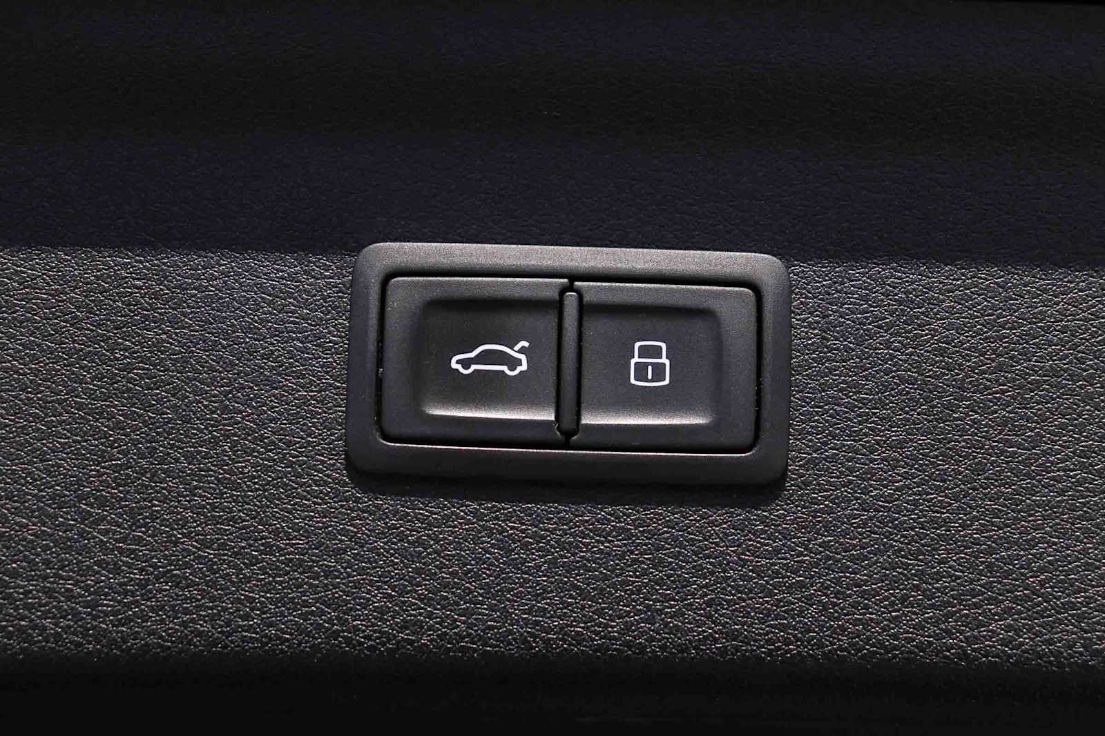 Thumbnail: 2018 Audi Q3 - 41