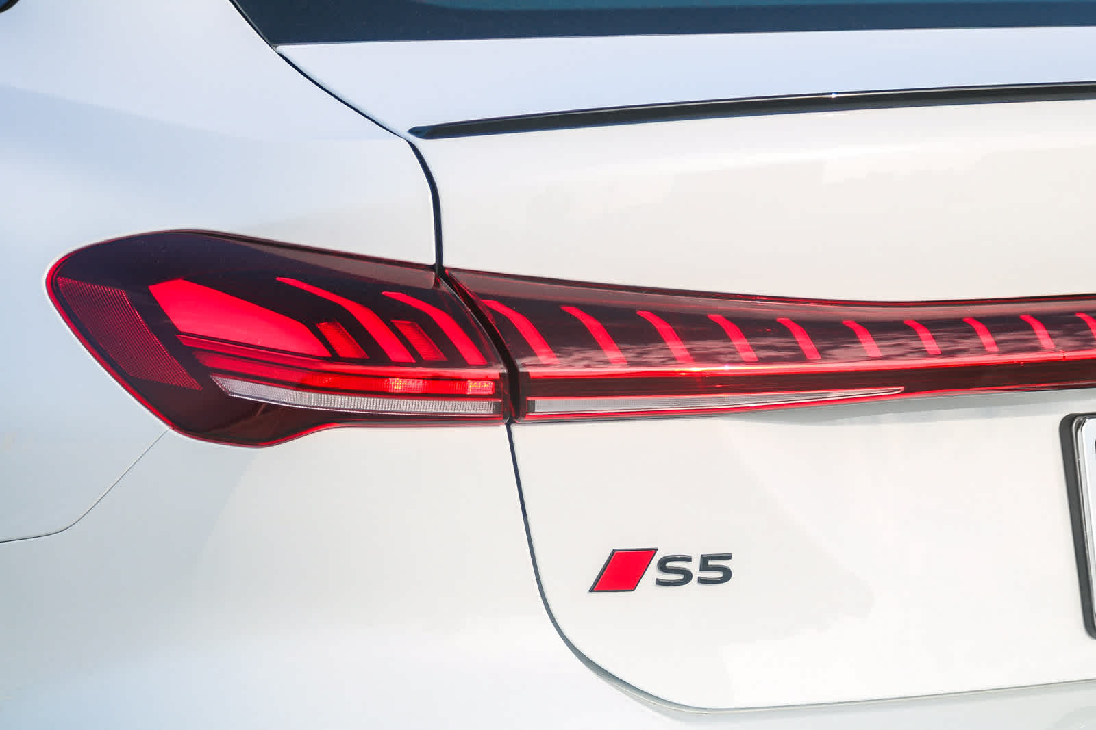 Thumbnail: 2025 Audi S5 - 10