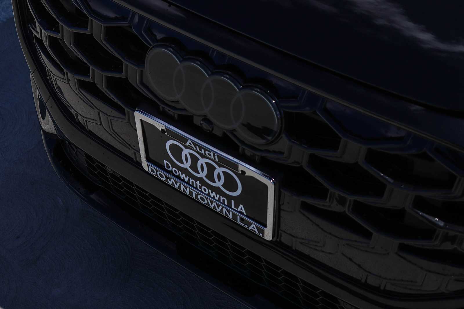 Thumbnail: 2026 Audi Q3 - 8