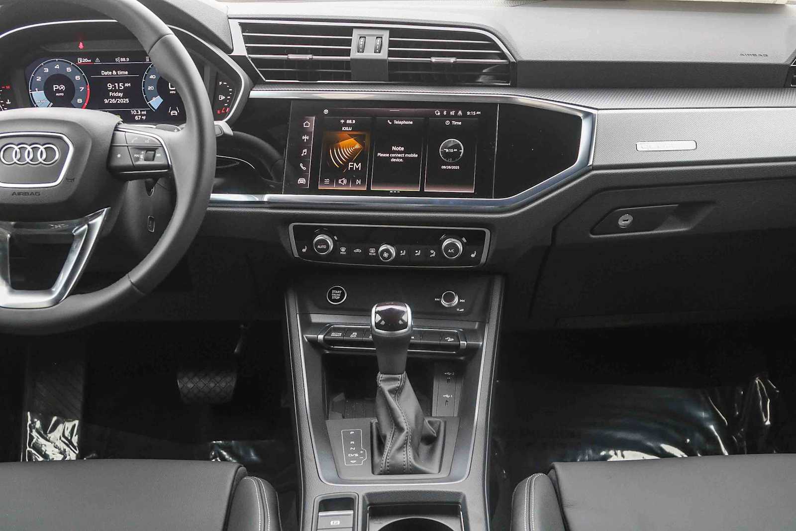 Thumbnail: 2025 Audi Q3 - 17