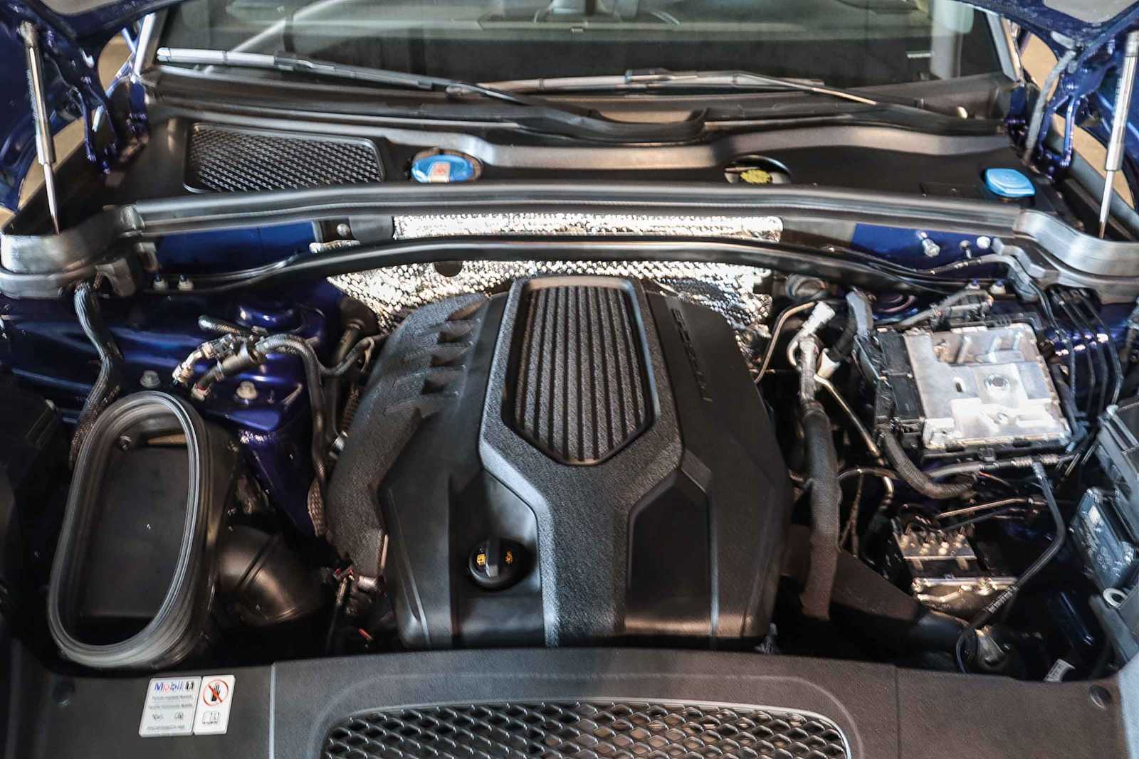 Thumbnail: 2024 Porsche Macan - 42