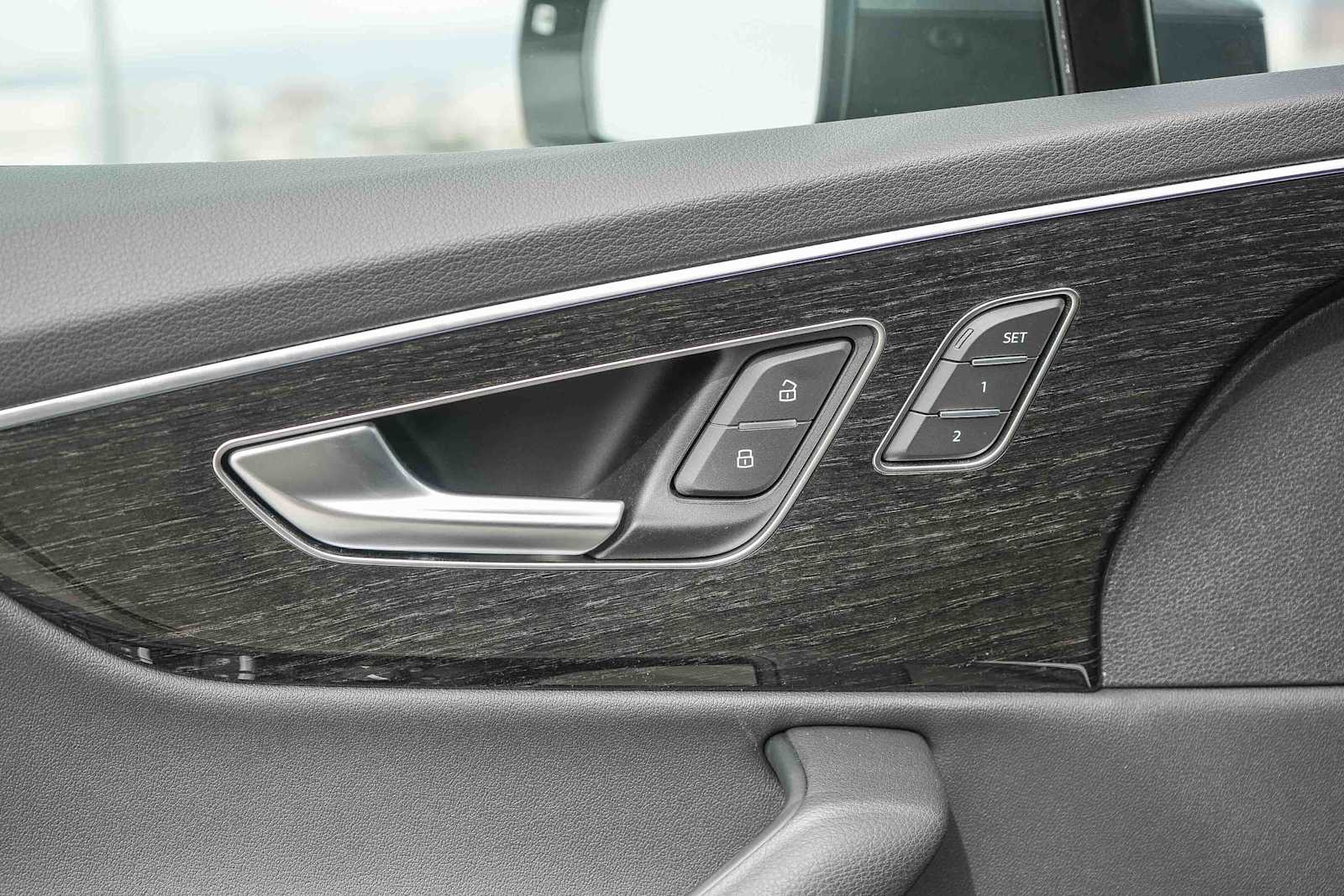 Thumbnail: 2026 Audi Q7 - 31