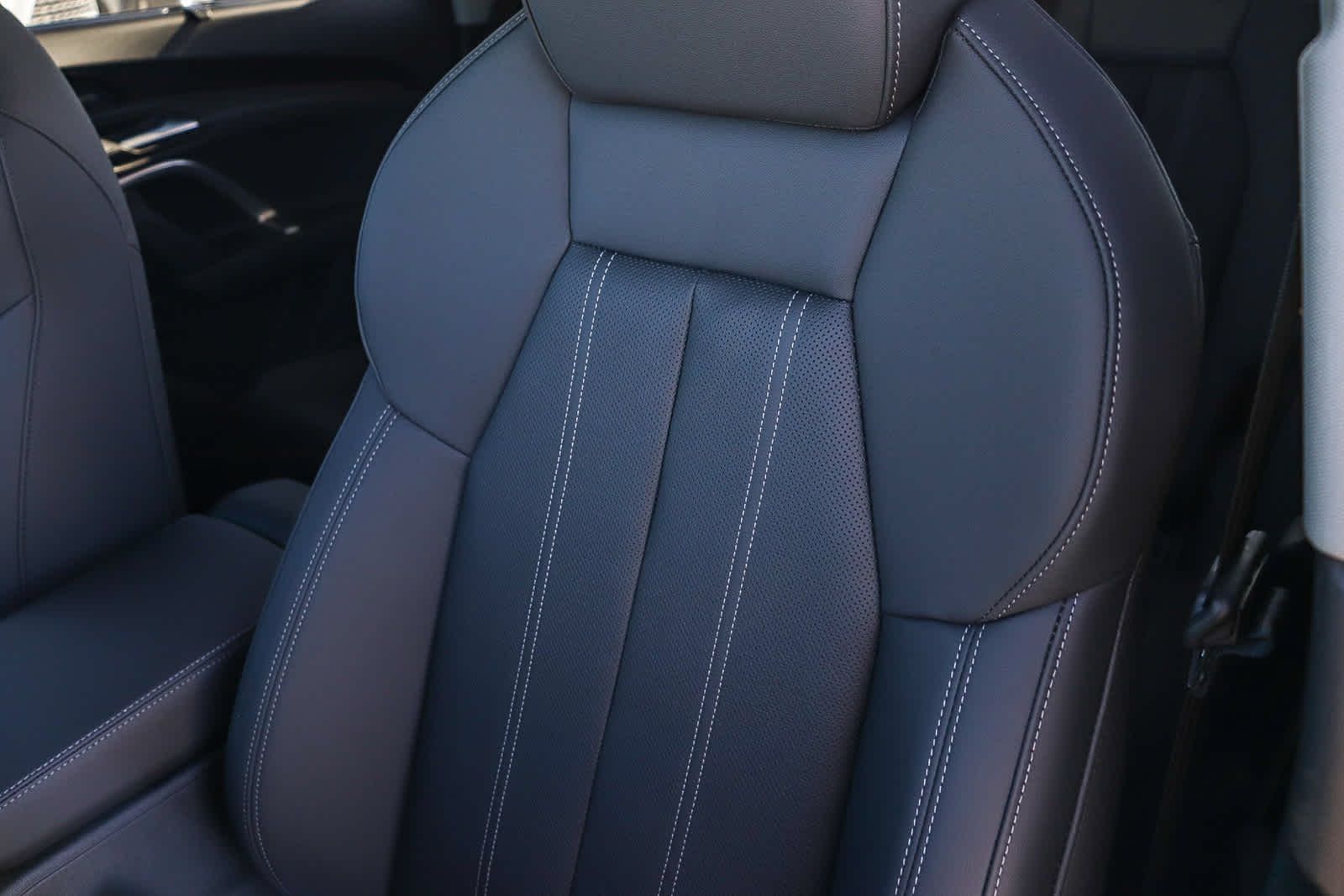 Thumbnail: 2025 Audi Q5 - 34