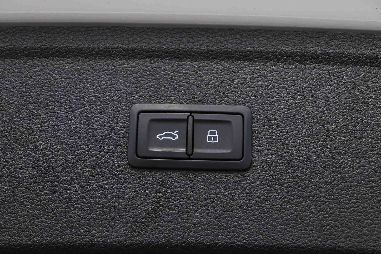 Thumbnail: 2022 Audi Q5 - 40