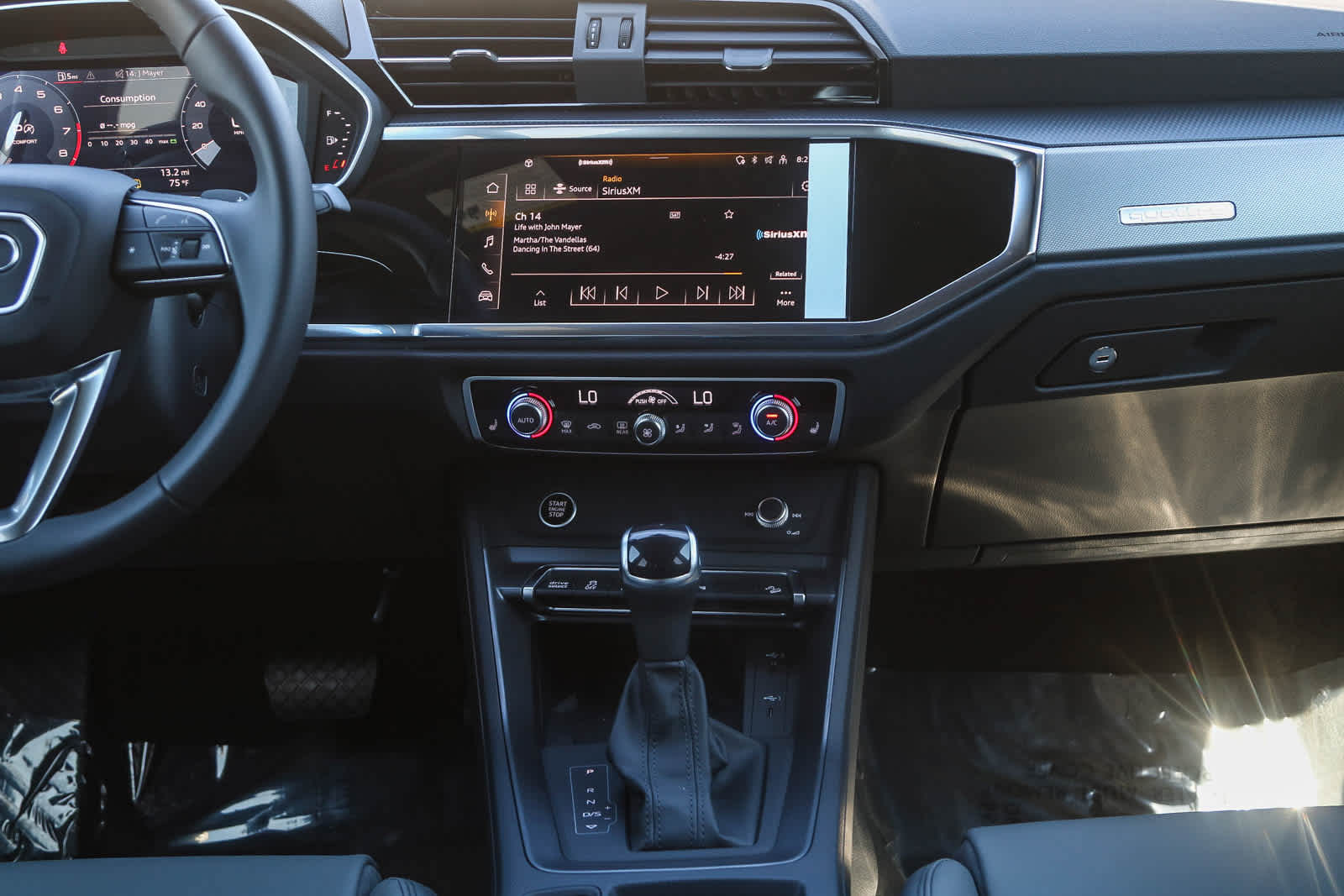 Thumbnail: 2025 Audi Q3 - 17