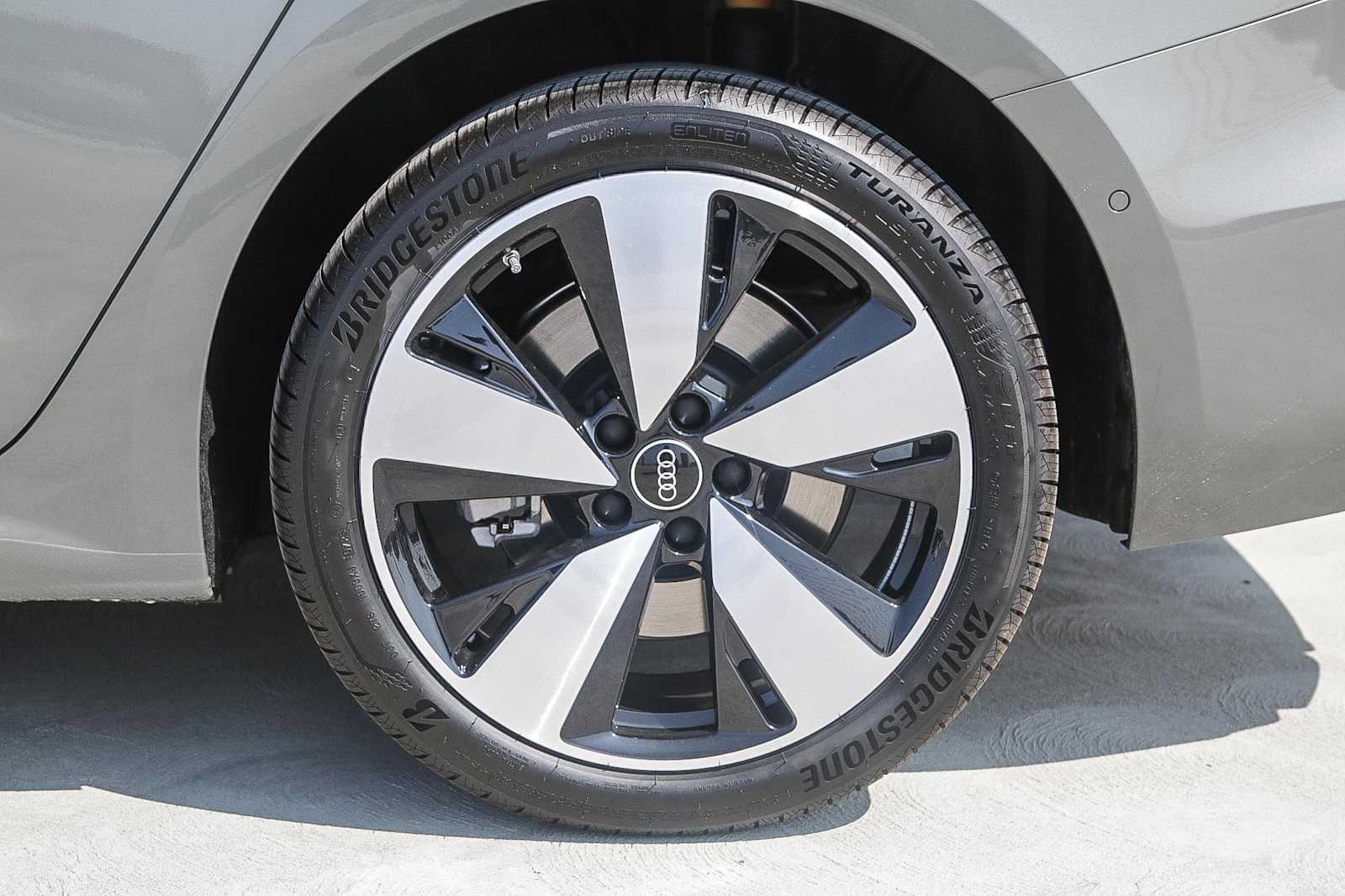 Thumbnail: 2025 Audi A5 - 10