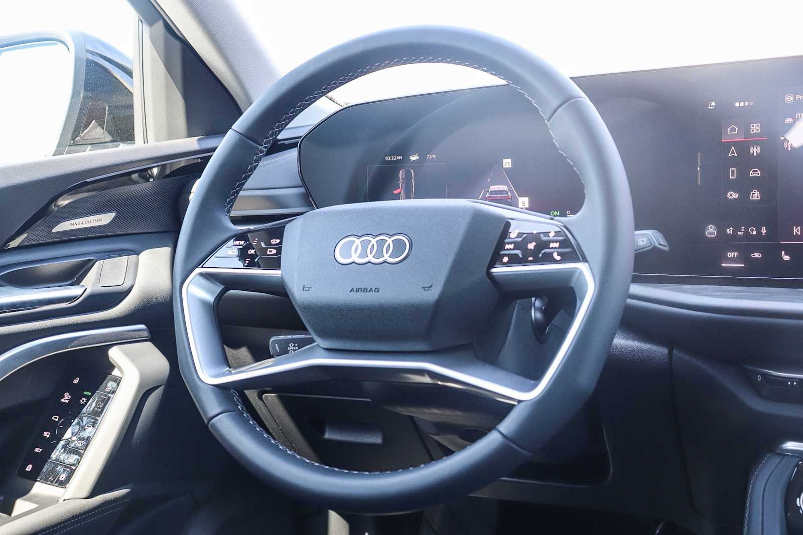 Thumbnail: 2025 Audi Q5 - 16