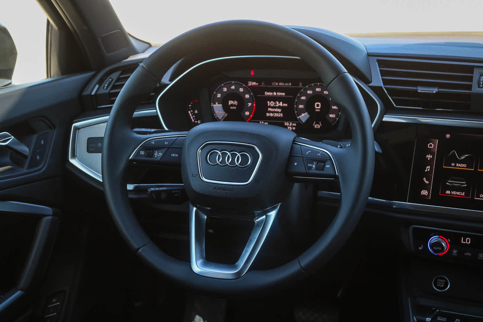 Thumbnail: 2025 Audi Q3 - 21