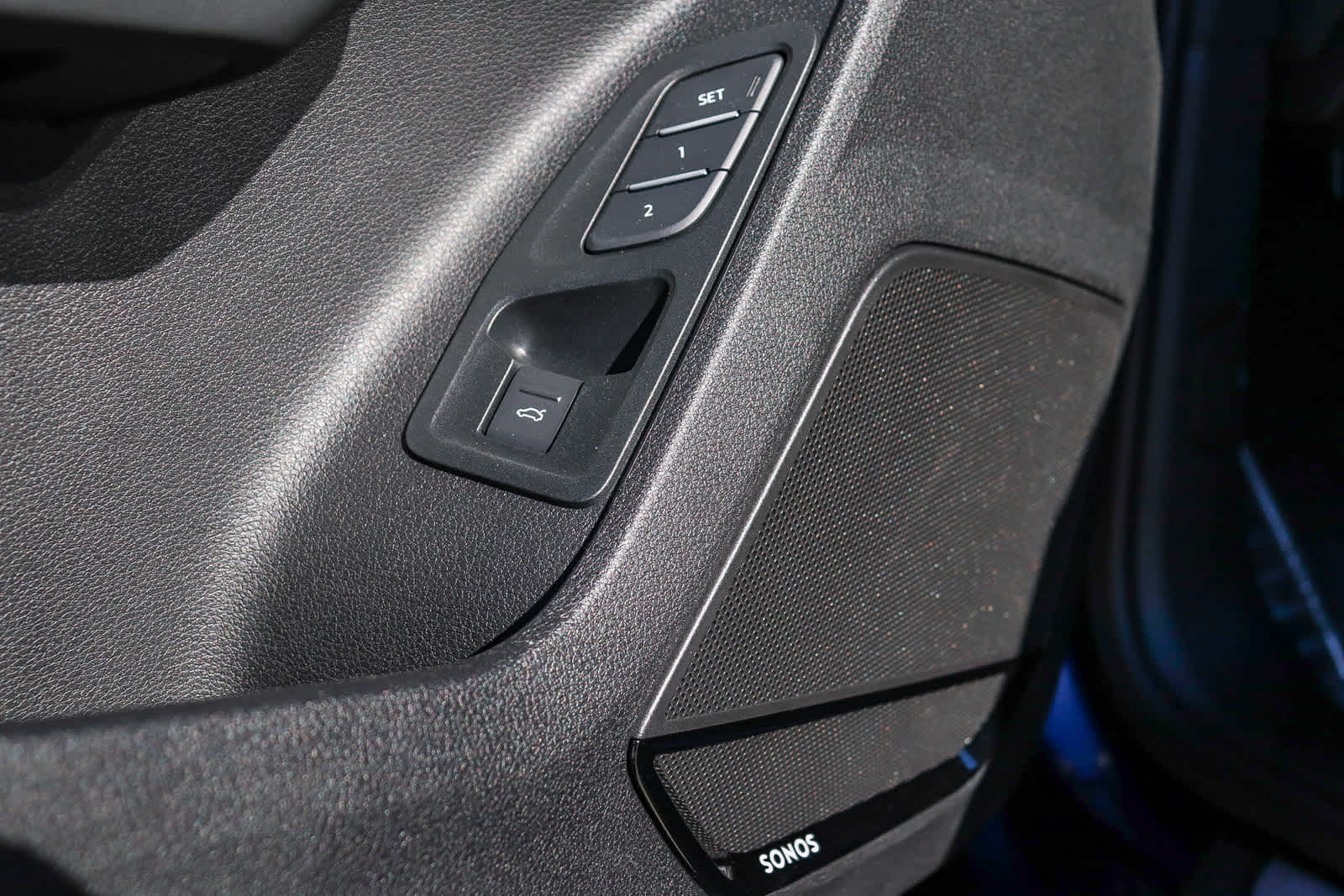 Thumbnail: 2025 Audi Q3 - 29