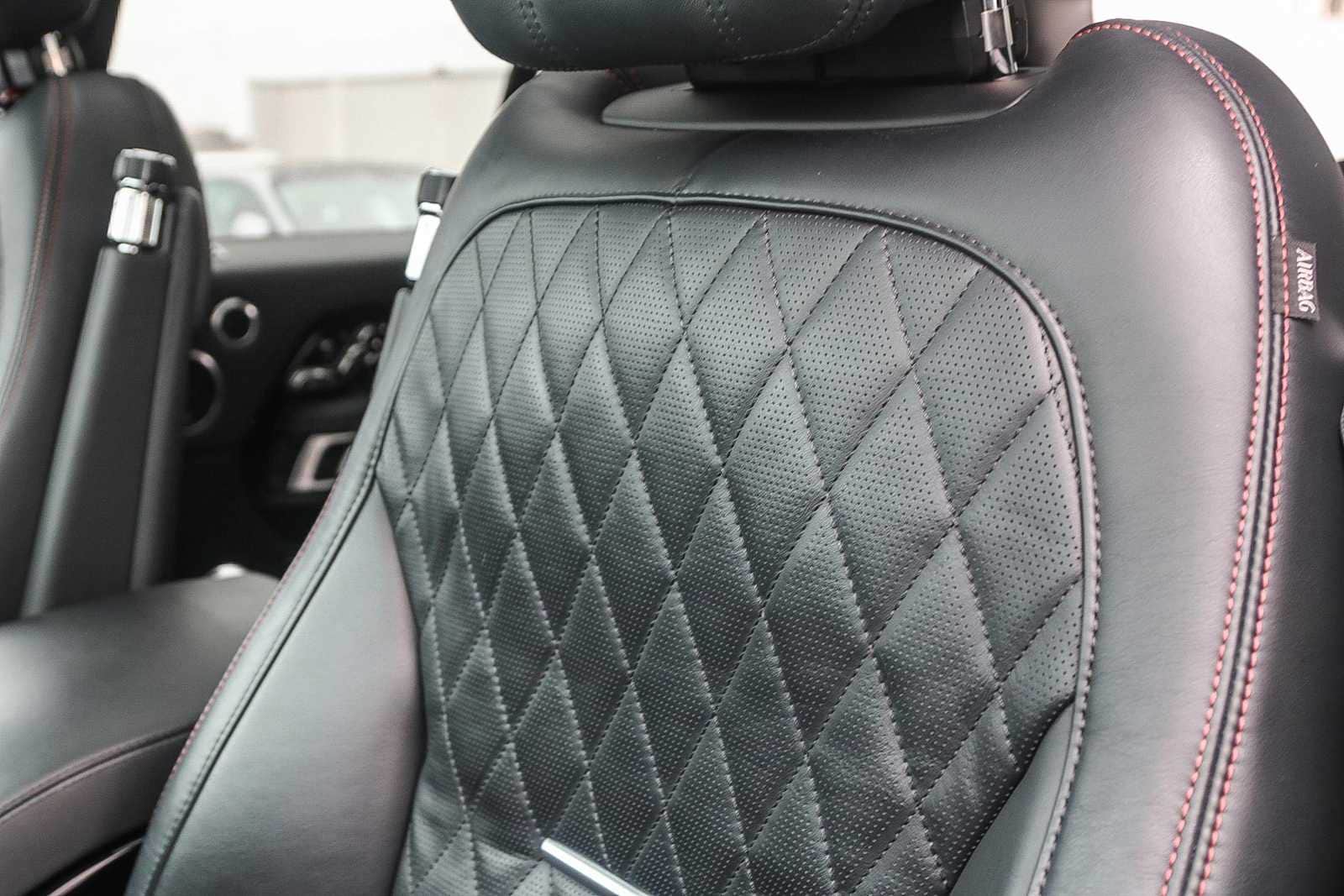 Thumbnail: 2021 Land Rover Range Rover - 32