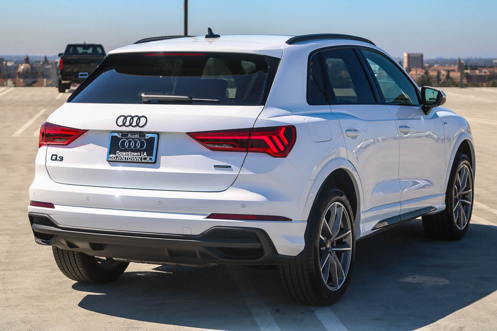 Thumbnail: 2025 Audi Q3 - 7