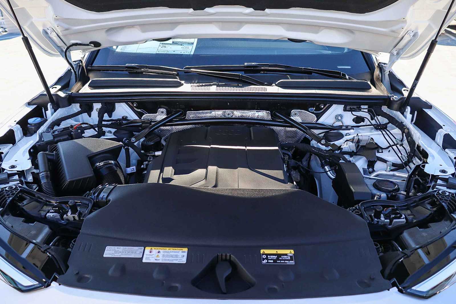 Thumbnail: 2025 Audi Q5 - 38