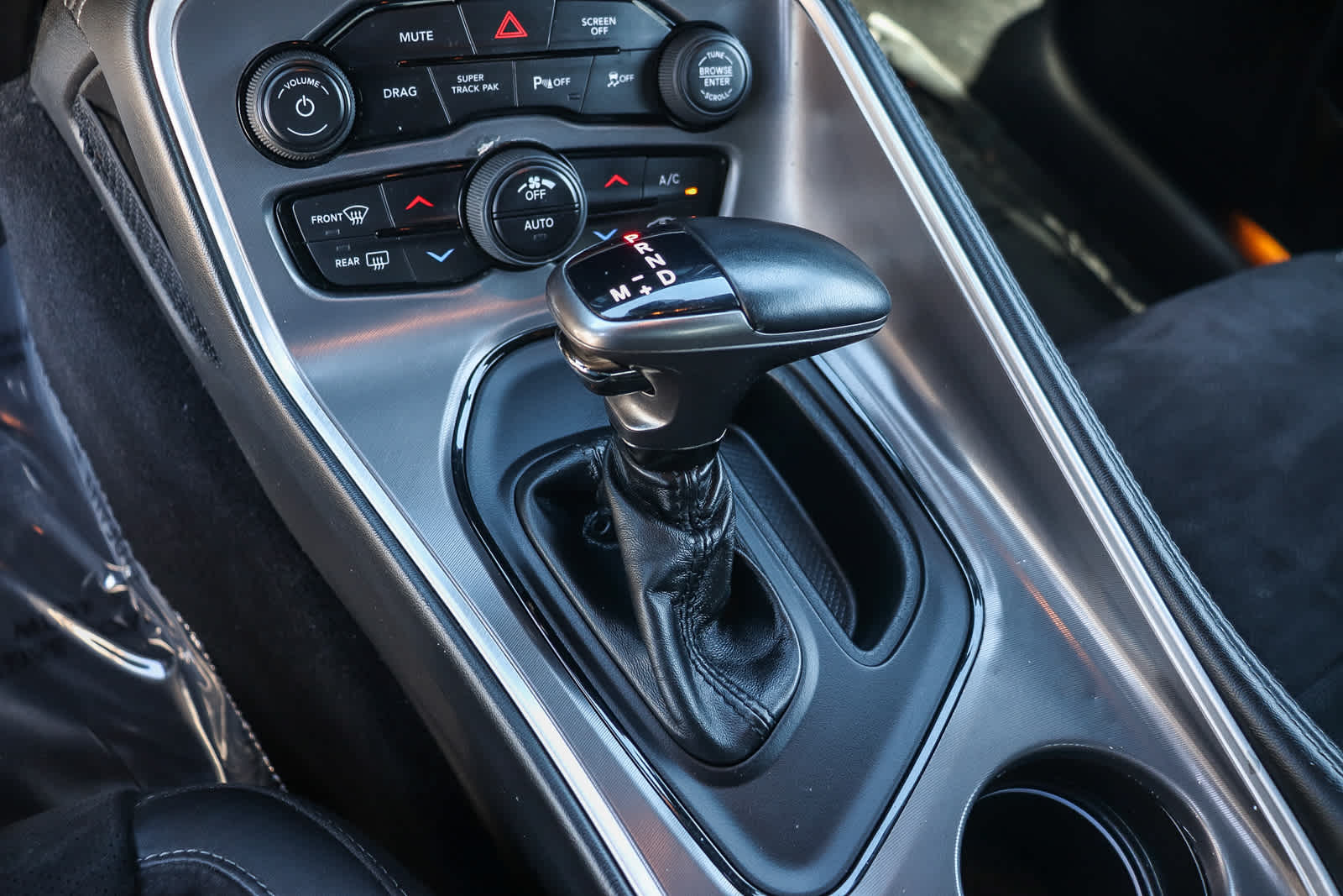 Thumbnail: 2022 Dodge Challenger - 25