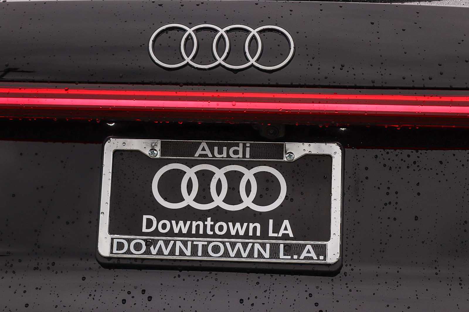 Thumbnail: 2026 Audi Q5 - 11