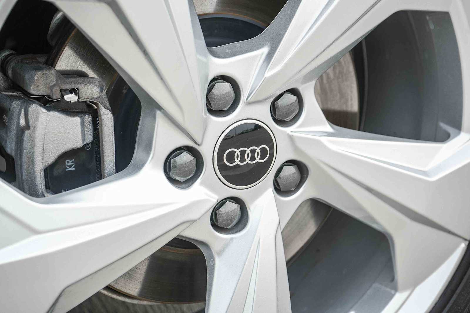 Thumbnail: 2023 Audi Q5 - 15