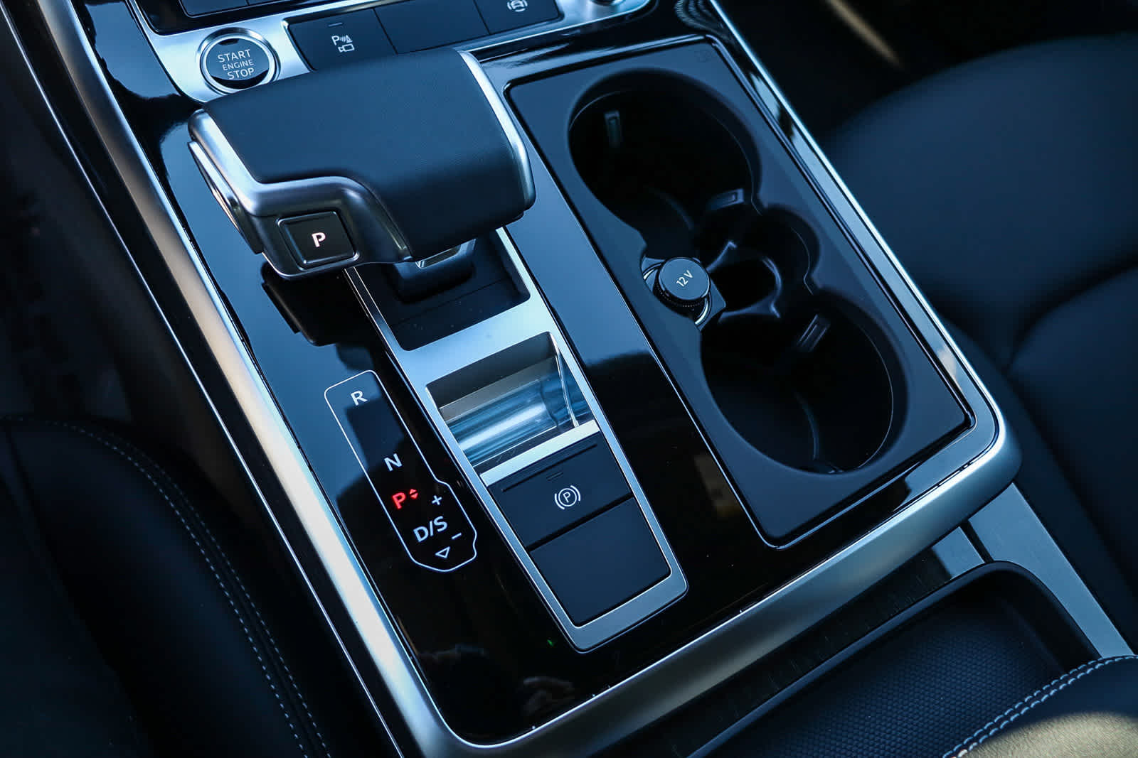 Thumbnail: 2026 Audi Q7 - 26