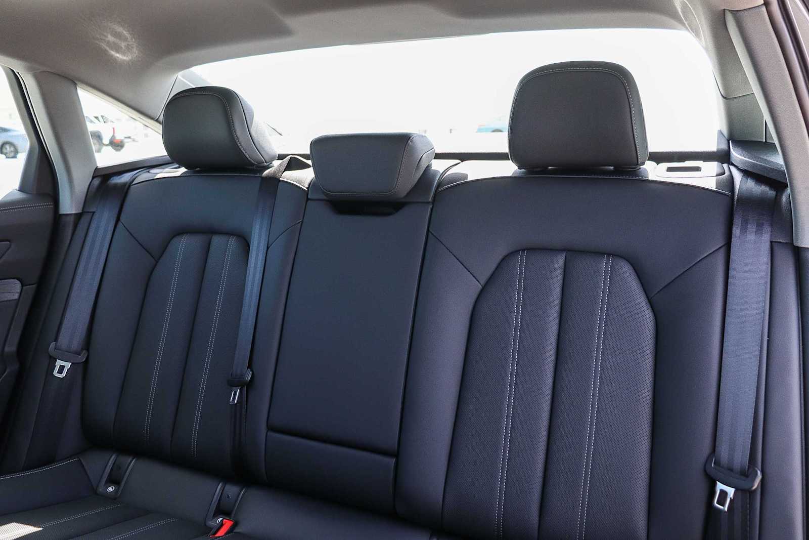 Thumbnail: 2026 Audi A6 - 23