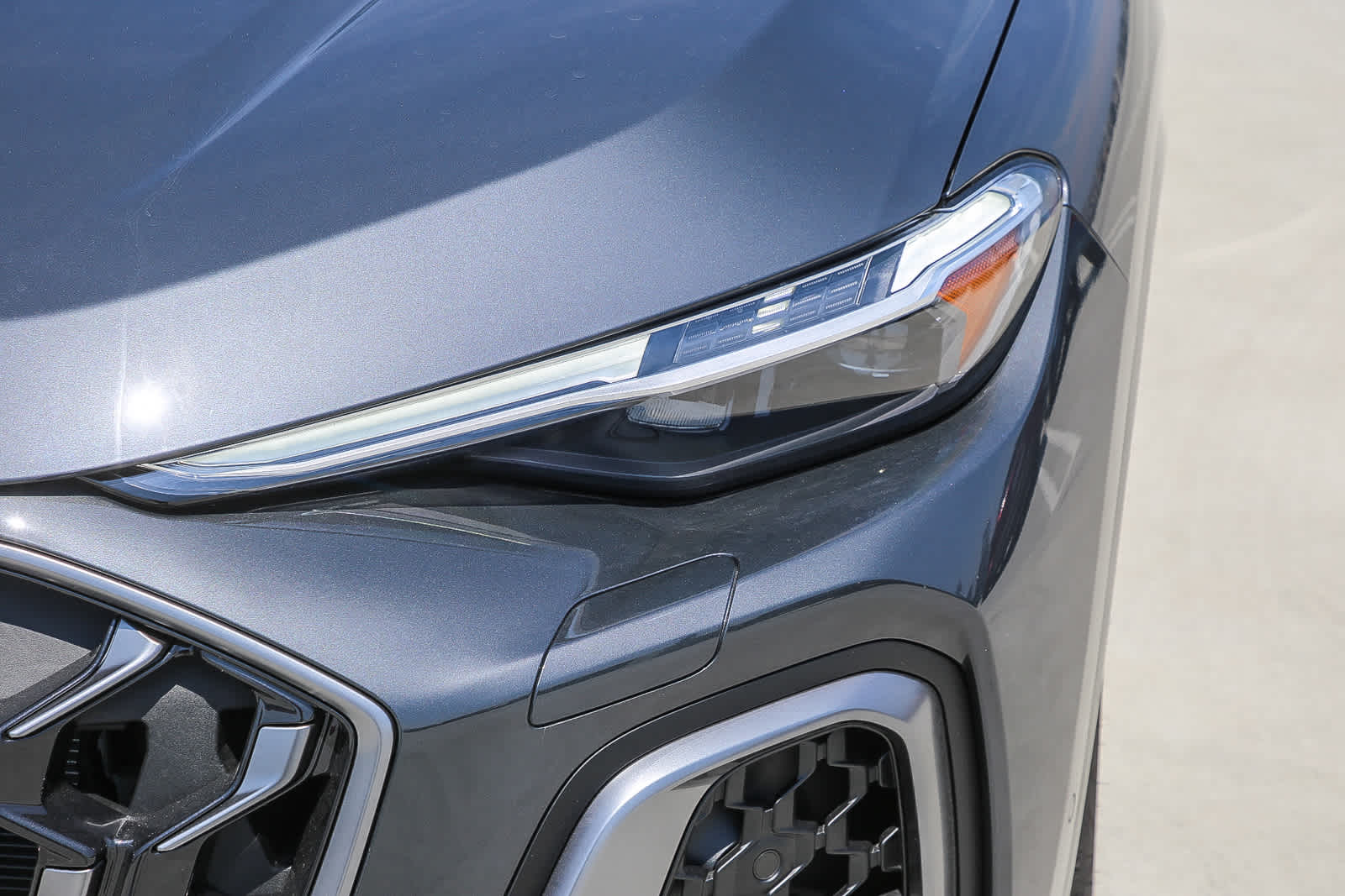 Thumbnail: 2025 Audi Q5 - 6