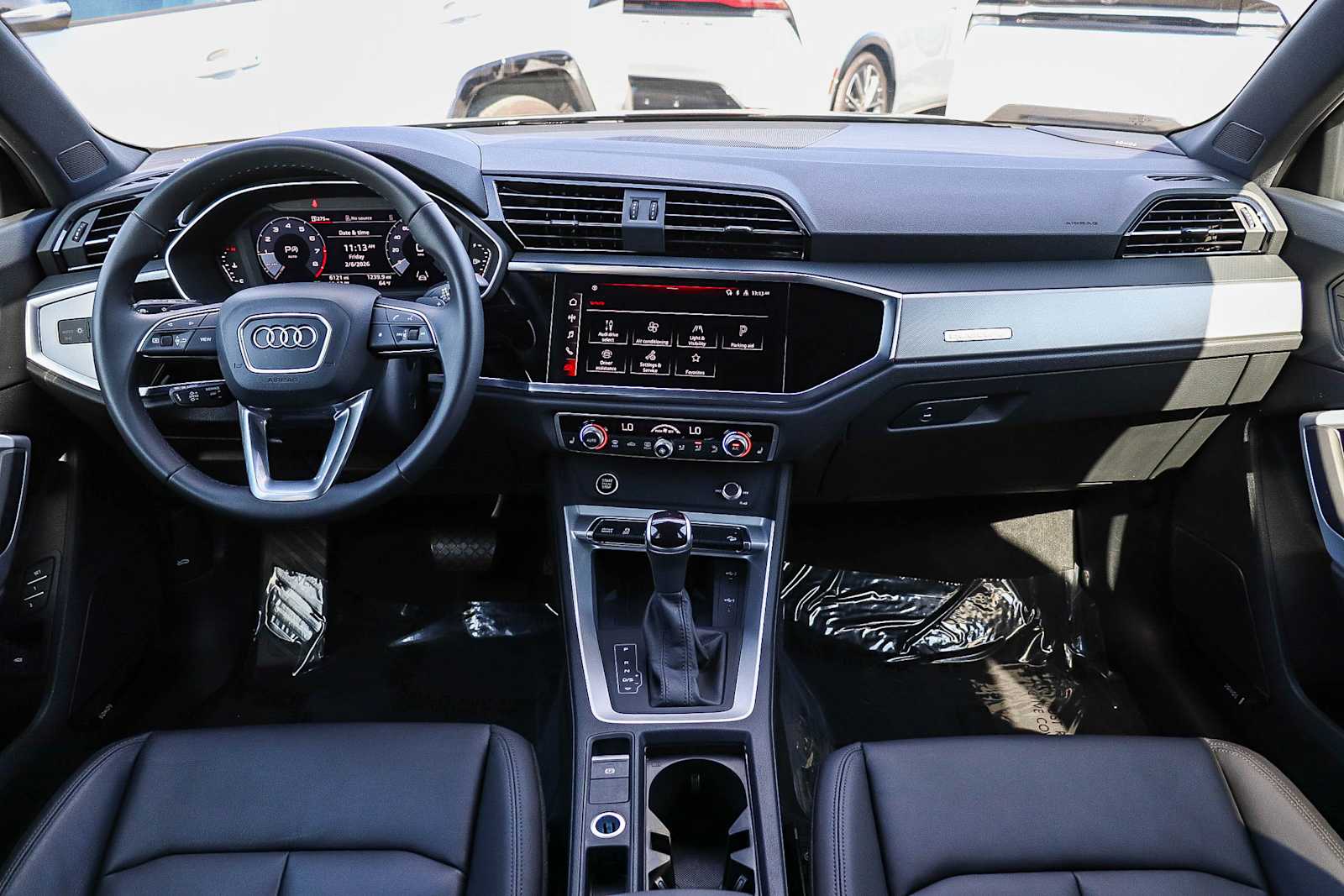 Thumbnail: 2025 Audi Q3 - 16