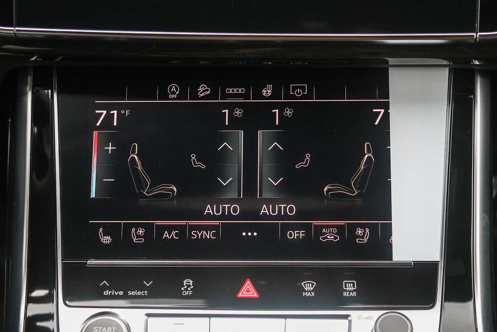 Thumbnail: 2026 Audi Q7 - 18