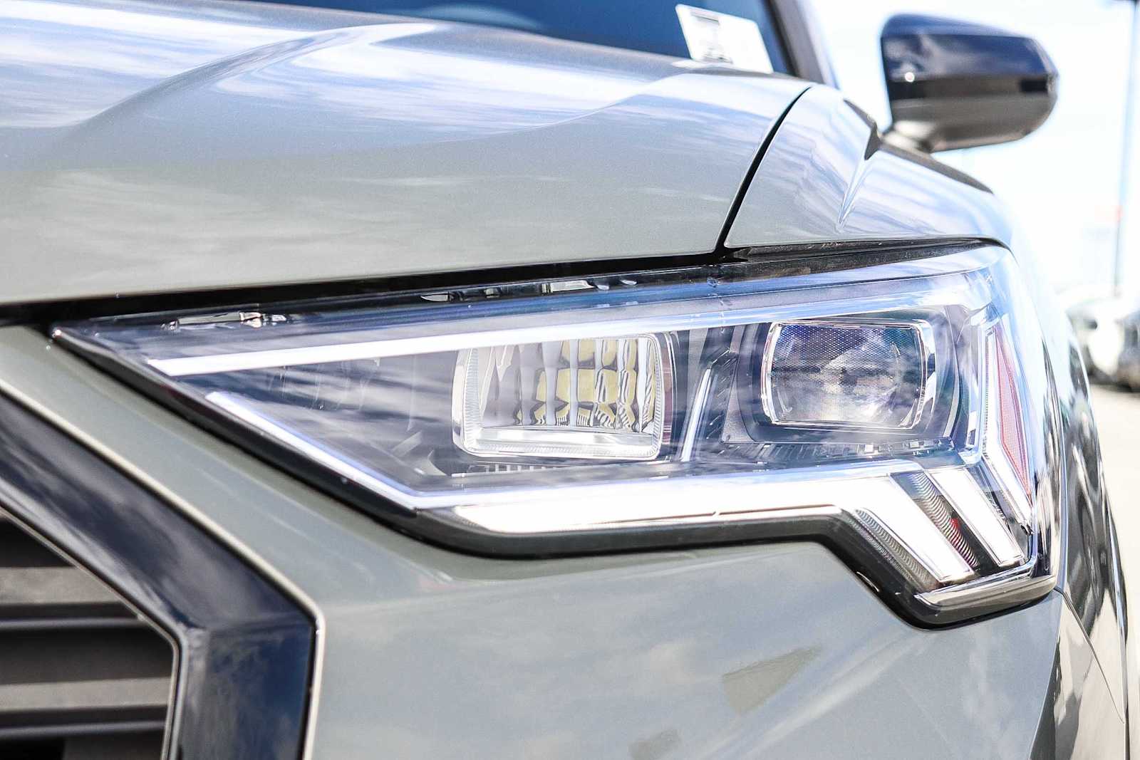 Thumbnail: 2025 Audi Q3 - 7