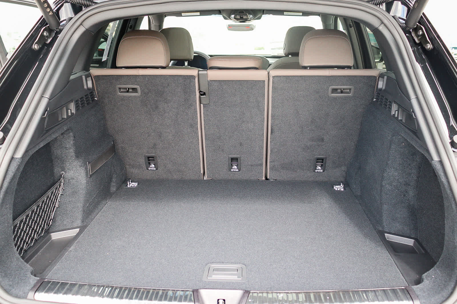 Thumbnail: 2025 Audi Q5 - 39