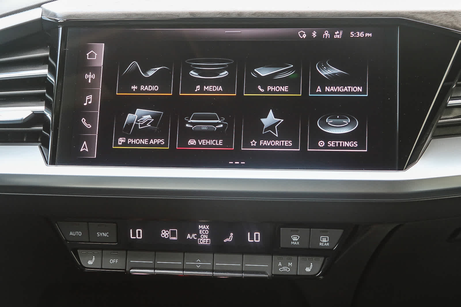 Thumbnail: 2024 Audi Q4 e-tron - 14