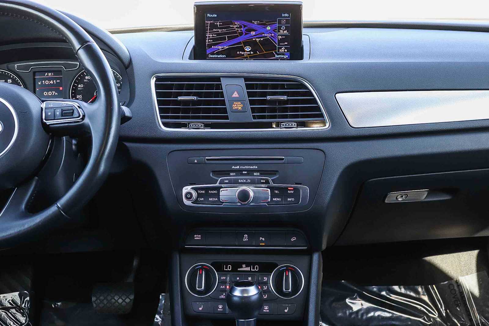 Thumbnail: 2018 Audi Q3 - 17