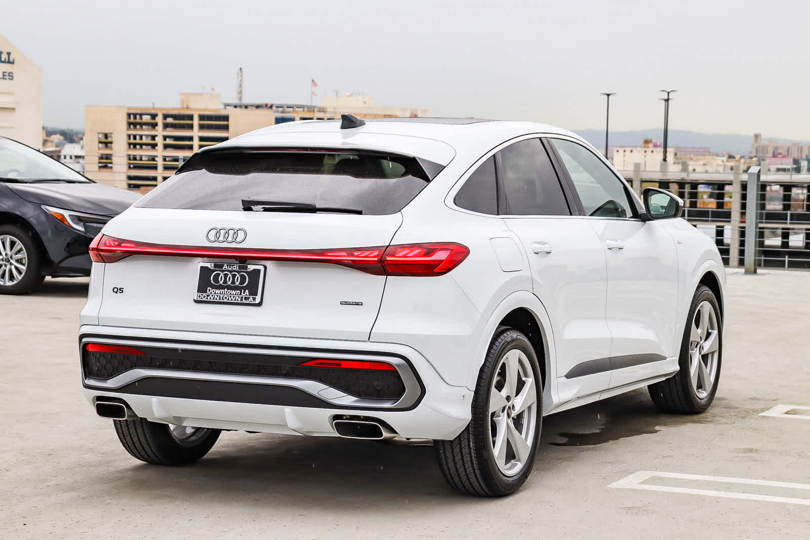 Thumbnail: 2025 Audi Q5 - 4