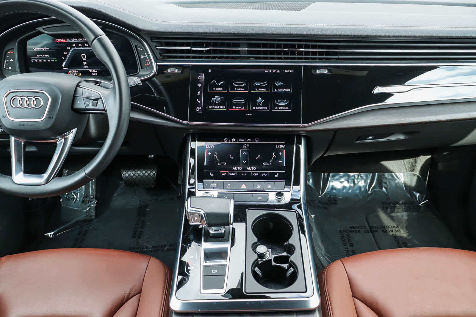 Thumbnail: 2023 Audi Q8 - 32