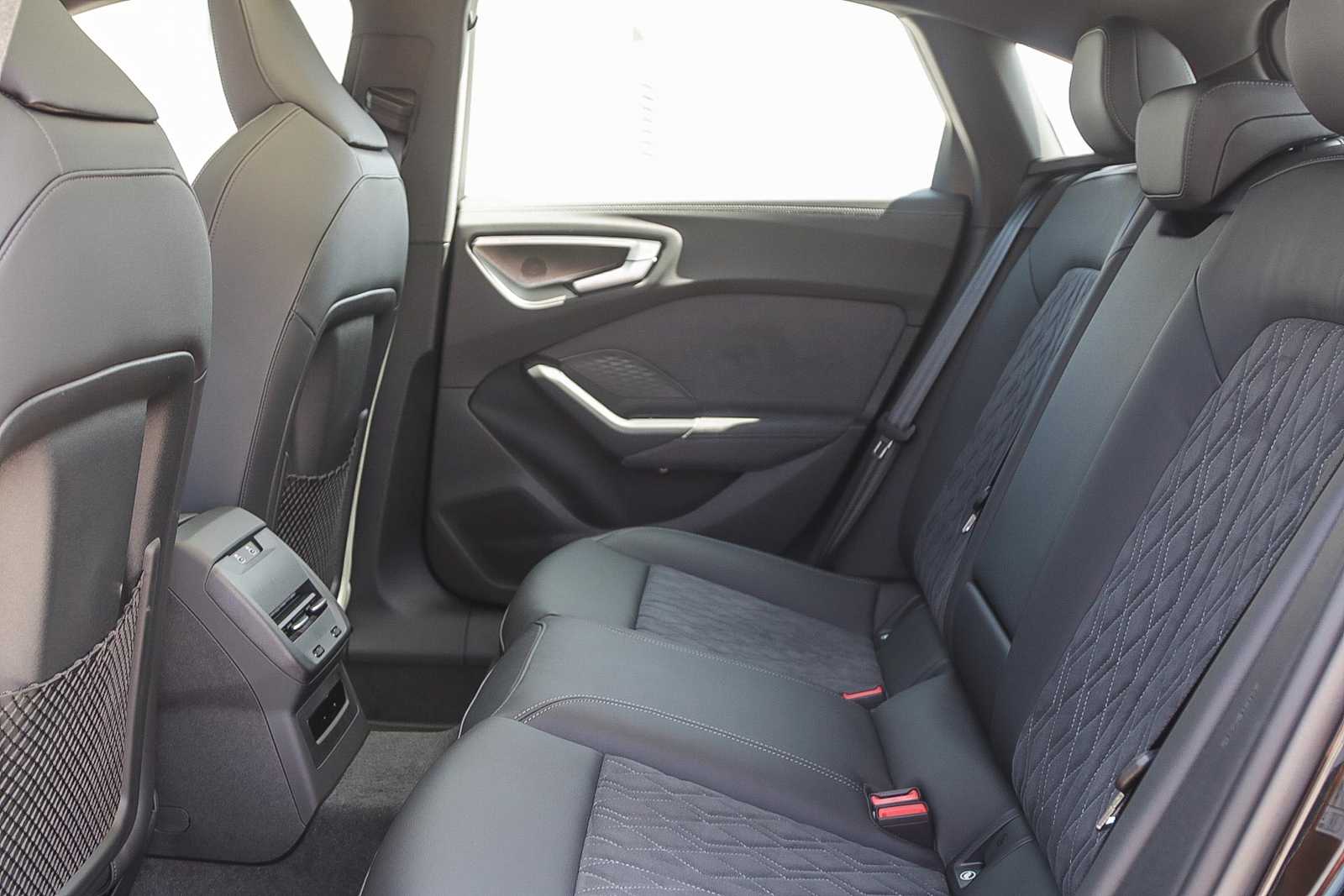 Thumbnail: 2025 Audi S5 - 18