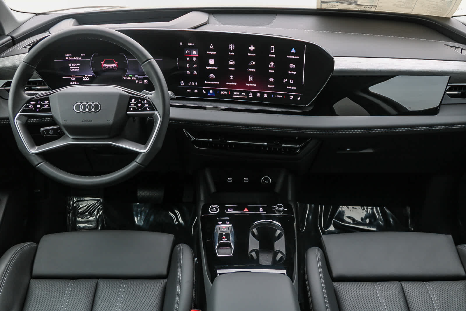 Thumbnail: 2025 Audi Q6 e-tron - 12