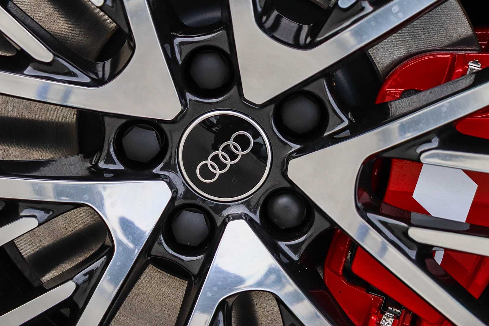 Thumbnail: 2025 Audi S5 - 15