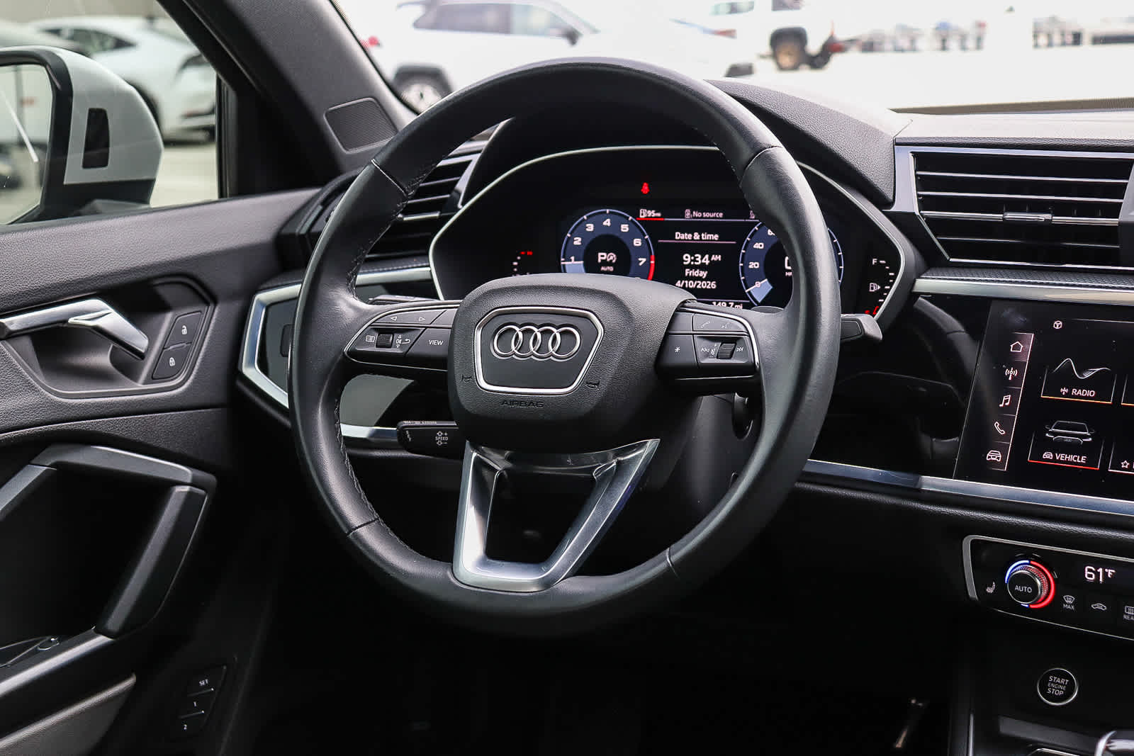 Thumbnail: 2023 Audi Q3 - 22