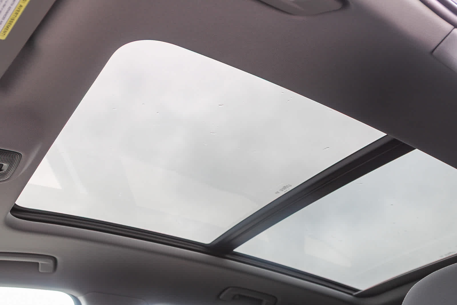 Thumbnail: 2025 Audi Q6 e-tron - 16