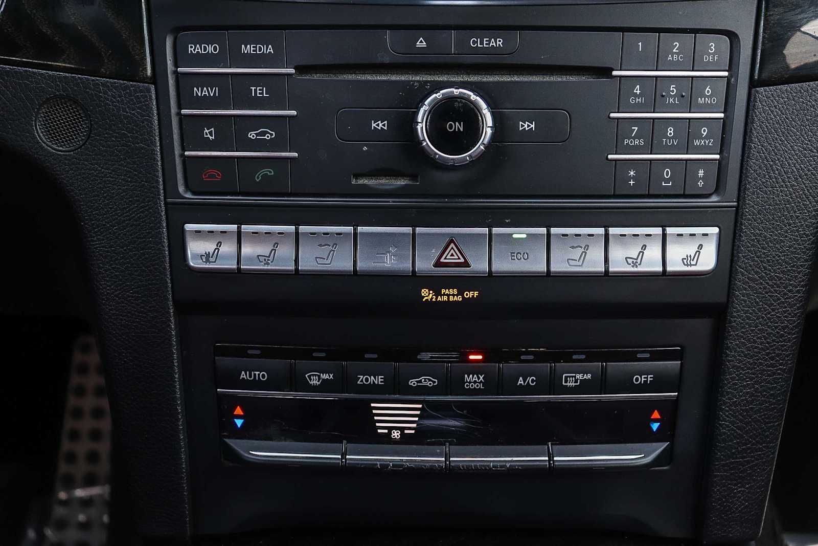 Thumbnail: 2016 Mercedes-Benz E-Class - 24