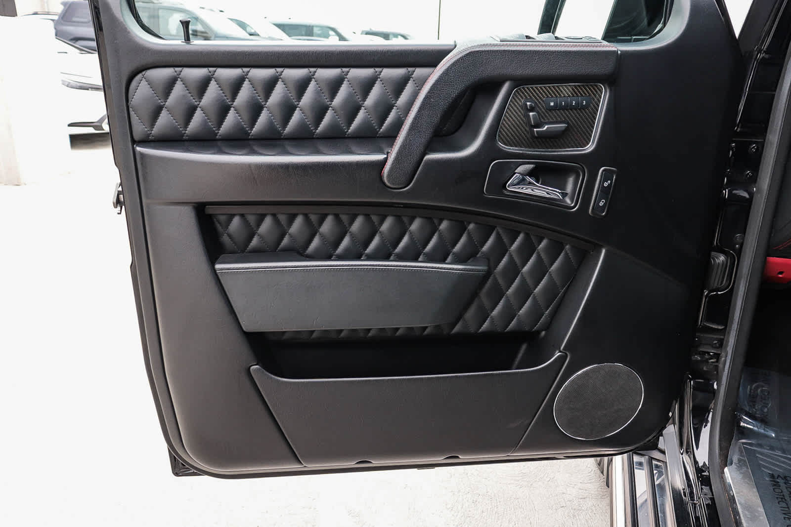 Thumbnail: 2017 Mercedes-Benz G-Class - 30