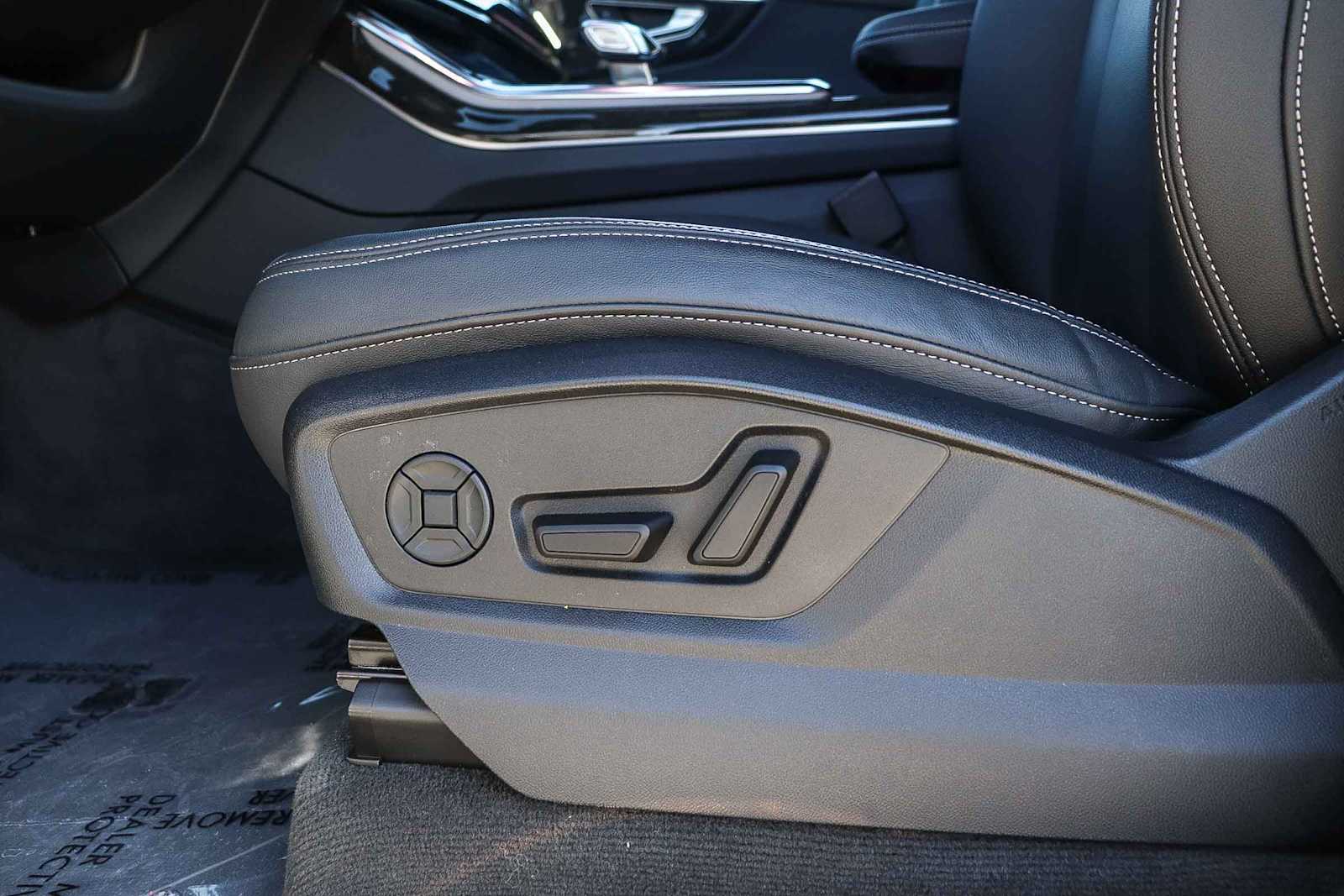 Thumbnail: 2025 Audi Q7 - 28