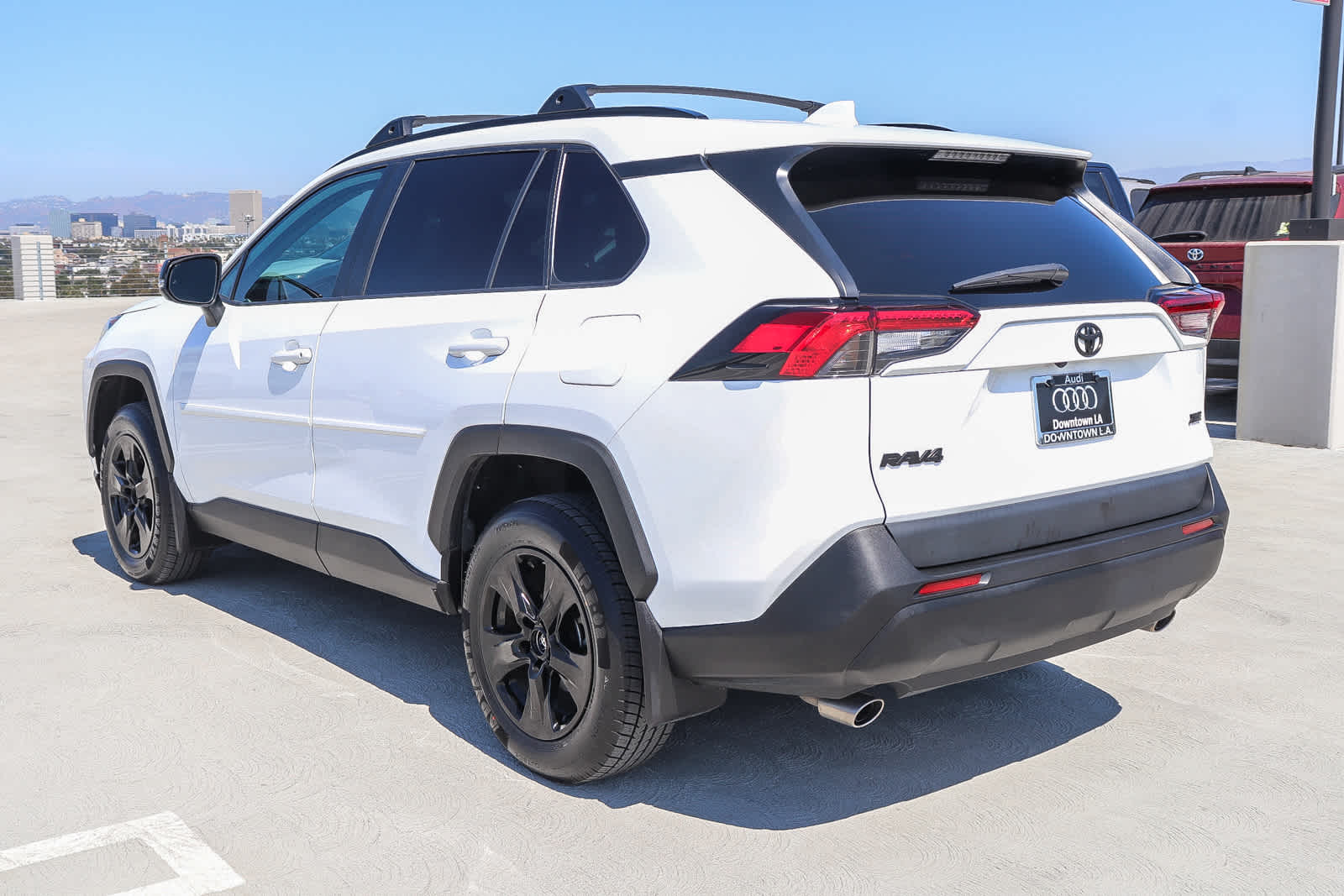 Thumbnail: 2021 Toyota RAV4 - 6