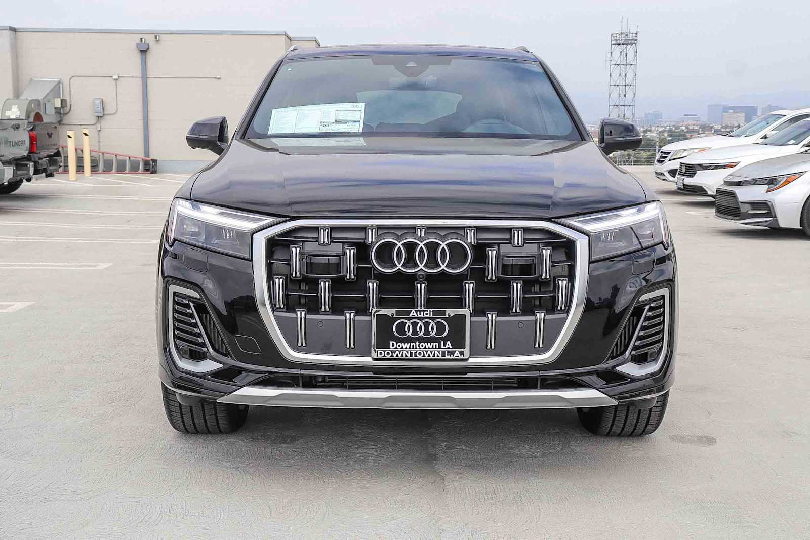 Thumbnail: 2025 Audi Q7 - 2