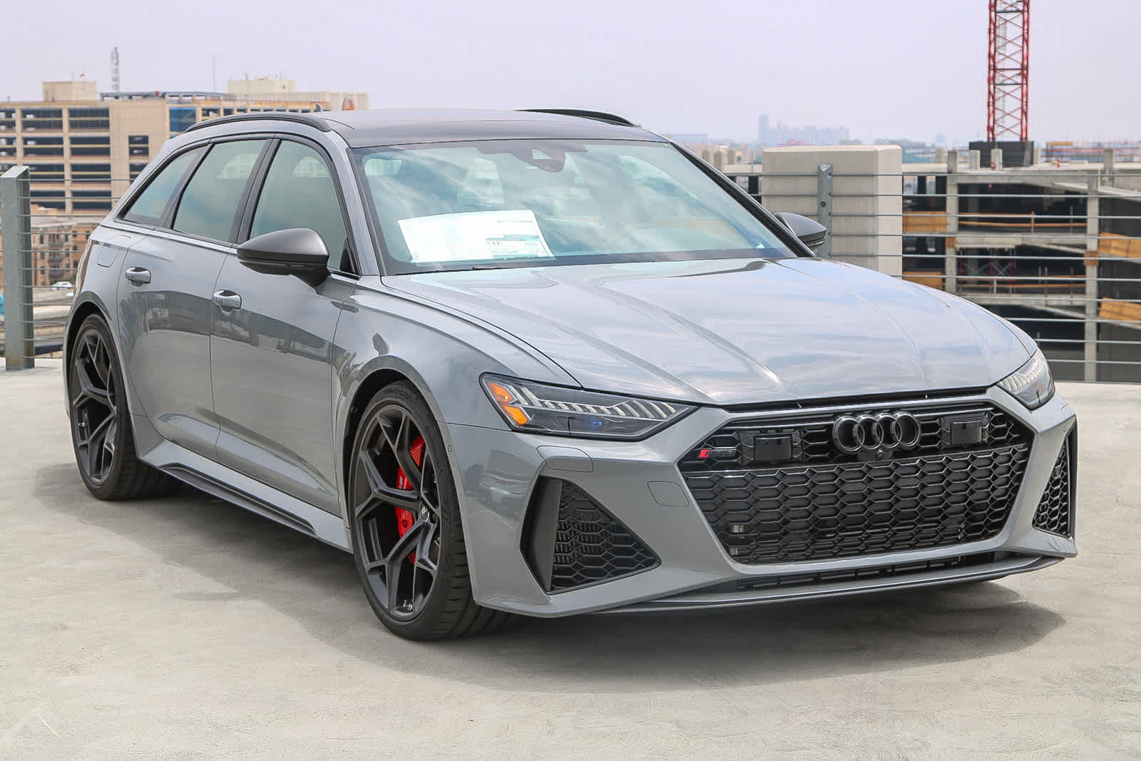 Thumbnail: 2025 Audi RS 6 - 4