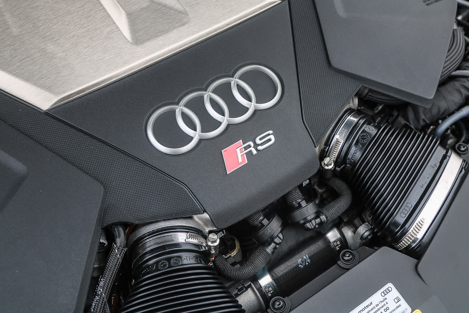Thumbnail: 2025 Audi RS 6 - 30
