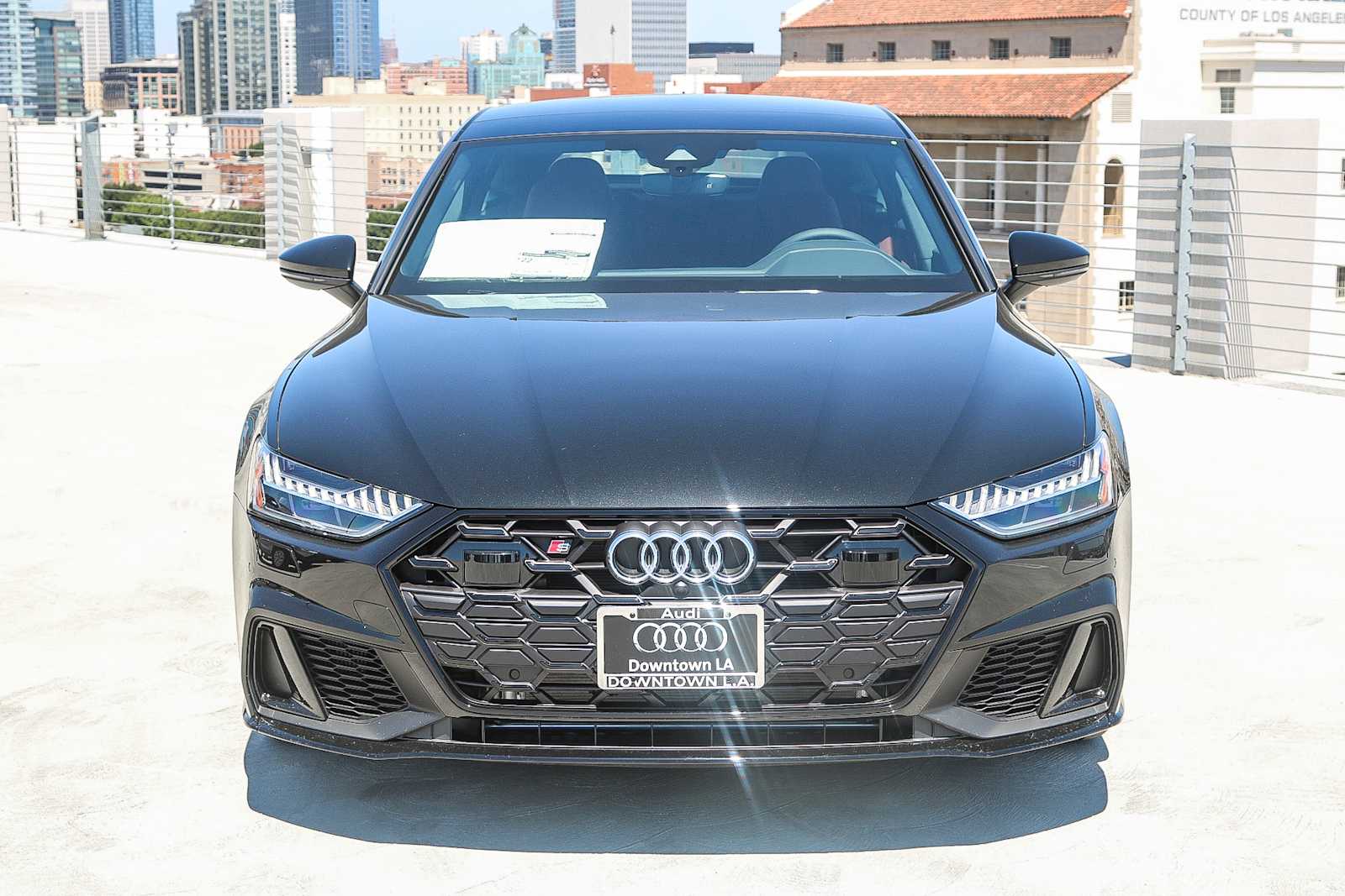 Thumbnail: 2025 Audi S7 - 2