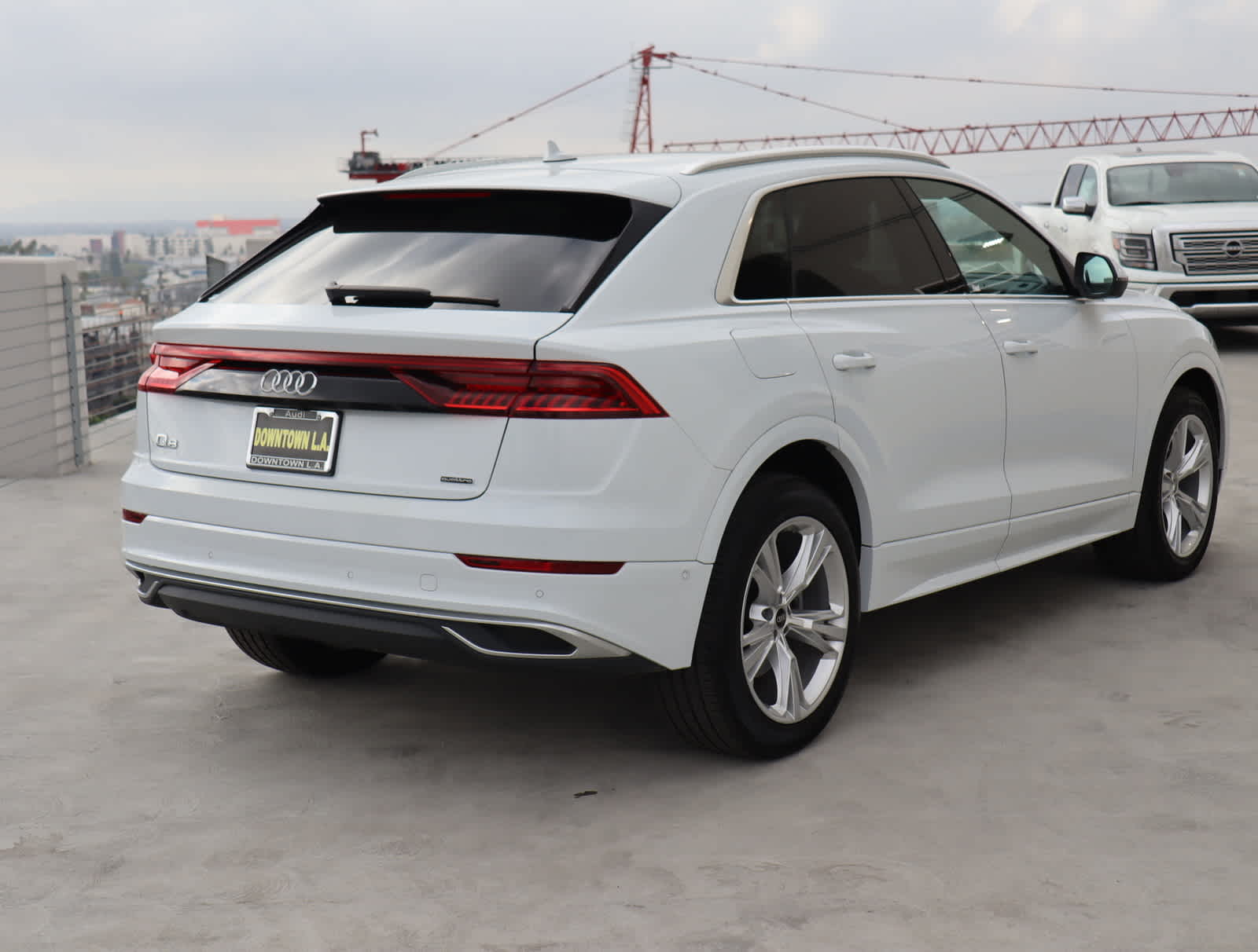Thumbnail: 2023 Audi Q8 - 3